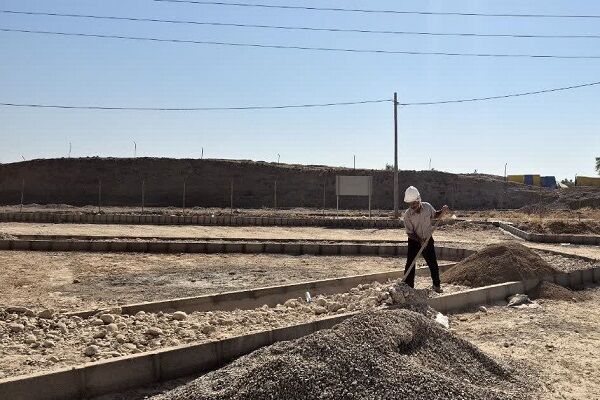 واگذاری ۳۸ قطعه زمین به متقاضیان طرح نهضت ملی مسکن در دشت
آزادگان
