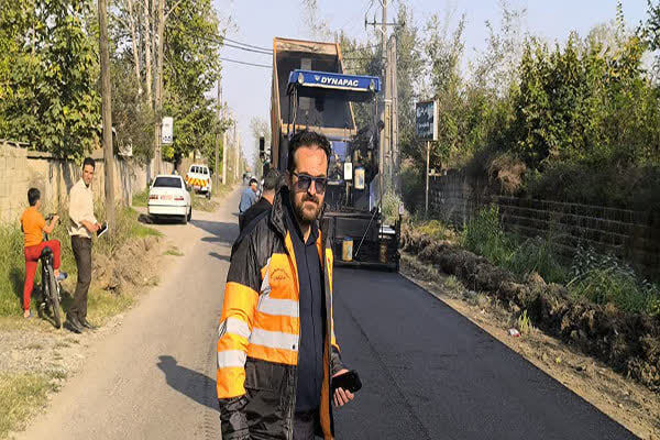 ویدئو | آغاز عملیات اجرایی روکش آسفالت محور بازکیاگوراب به
رودبنه در استان گیلان