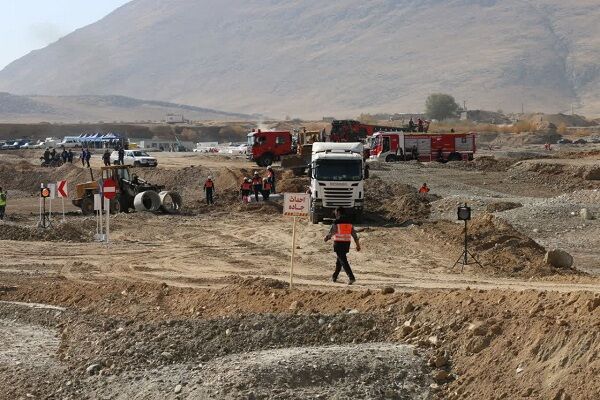 ویدئو| حضور منسجم راهداران استان مرکزی در مانور تمام عیار و
ترکیبی اقتدار آفتاب