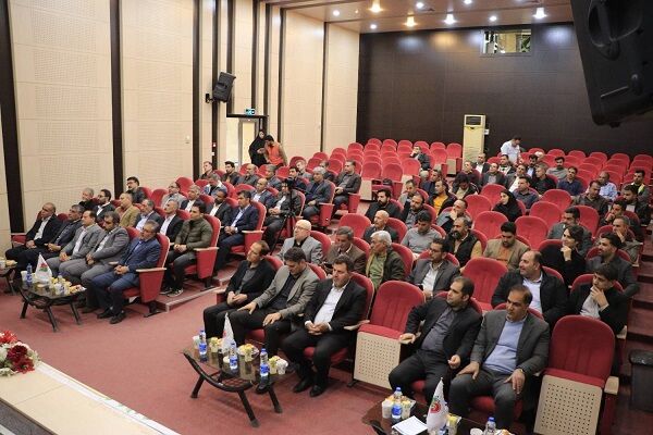 و️یدیو| دیدار صمیمانه سرپرست اداره کل راهداری و حمل و نقل
جاده ای استان کرمانشاه با همکاران