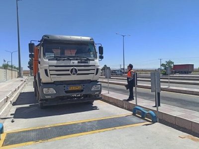 کشف و شناسایی بیش از ۴۴۰۰ تخلف اضافه تناژ در سطح محورهای
خراسان جنوبی