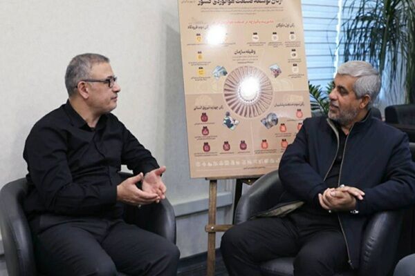 گفتوگوی رئیس سازمان هواپیمایی کشوری با نماینده مردم جیرفت و
عنبرآباد