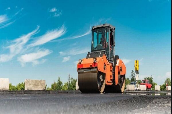 آغاز روکش آسفالت در محورهای مواصلاتیِ ترانزیتی شمال
آذربایجان غربی وبازرگان