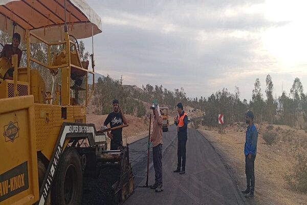 آغاز مرحله جدید خدمت‌رسانی راهداری در بهمئی/ مسیر «کت» که
ده‌ها روستا را به خوزستان پیوند می‌دهد در آستانه تحول