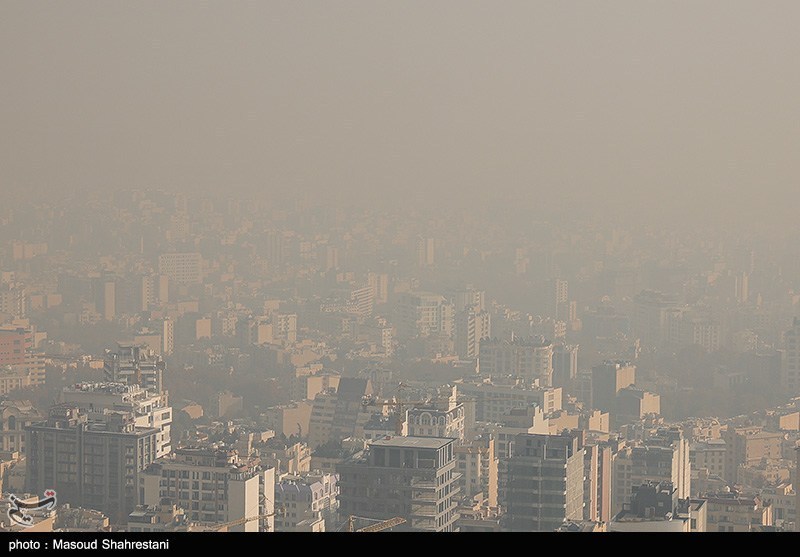 آلودگی هوای تهران زیر چتر تصمیم‌های اضطراری/ ترک‌فعل استانداری محرز نیست؟