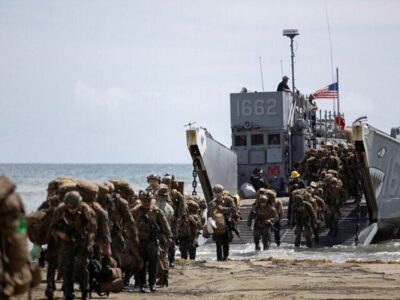 آماده باش ارتش ونزوئلا برای مقابله با تهدیدات نظامی آمریکا/پای نفت ونزوئلا در میان است؟