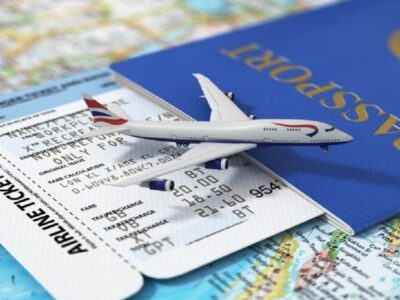 آیا نوسان لحظه ای نرخ ارز تأثیری بر قیمت هواپیما دارد؟