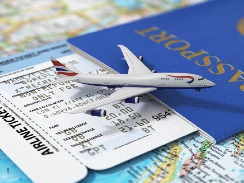 آیا نوسان لحظه ای نرخ ارز تأثیری بر قیمت هواپیما دارد؟