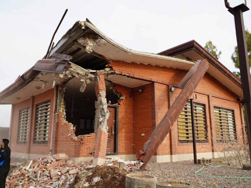 اجرای احکام قضایی رفع تصرف از اراضی دولتی و ملی در منطقه
هفتباغ علوی کرمان