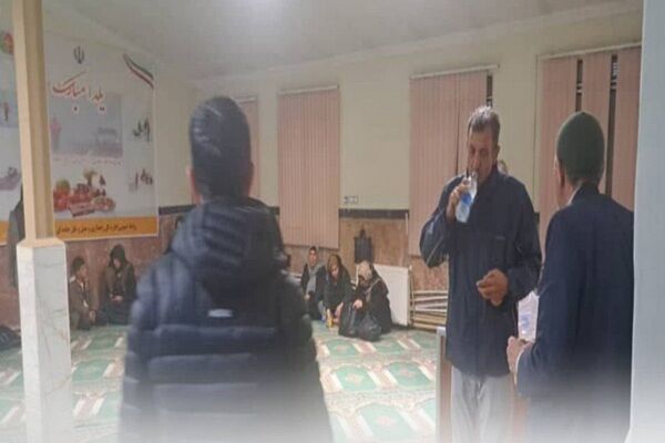 اسکان اضطراری ۱۰۱ نفر از مسافران در راهمانده توسط راهداران
آذربایجان غربی طی ۲۴ ساعت گذشته