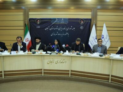 اولویت بازآفرینی شهری با وجود زیرساختهای زیربنایی و روبنایی
و حفظ اراضی کشاورزی