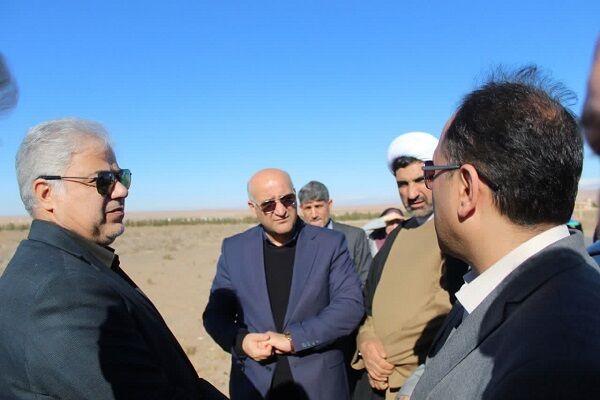 بازدید فرماندار اشتهارد از پروژههای آموزشی و عمرانی شهرستان
البرز