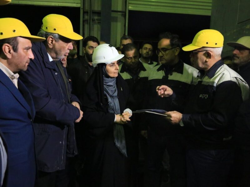 بازدید وزیر راه و شهرسازی از خطوط تولید واگن در
زنجان
