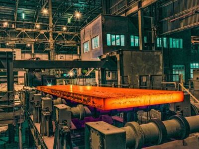 بازی بزرگ فولاد هرمزگان؛ ۳۰ همت درآمد در ۸ ماه