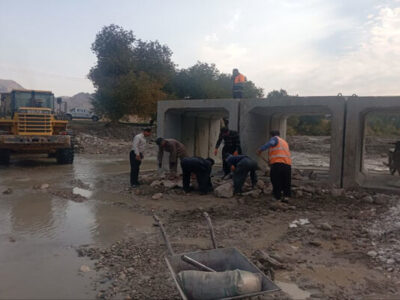 ببینید| اجرای عملیات دستک های پل باکسی در حال احداث، روستای
باویسی در نقطه صفر مرزی دشت ذهاب استان کرمانشاه