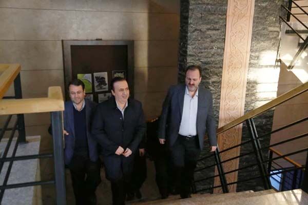 ببینید| بازدید سرزده استاندار قزوین از اداره‌کل راه و
شهرسازی استان قزوین