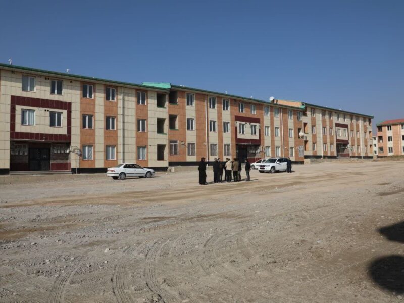 ببینید| بازدید مدیرکل راه و شهرسازی آذربایجان‌غربی از
طرح‌های نهضت ملی مسکن