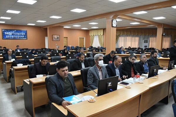 ببینید | بررسی روند اجرای طرح نهضت ملی مسکن در جلسه شورای
مسکن استان سمنان