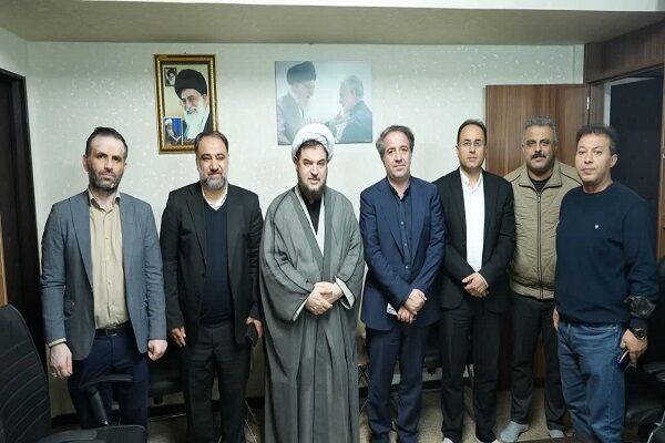 ببینید | دیدار مدیرکل راه و شهرسازی استان البرز با امام جمعه
کمالشهر