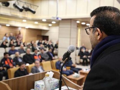 ببینید | دیدار مدیرکل راهداری و حمل‌ونقل جاده‌ای استان البرز
با کارکنان همزمان با آغاز هفته حمل‌ونقل ، رانندگان و
راهداری