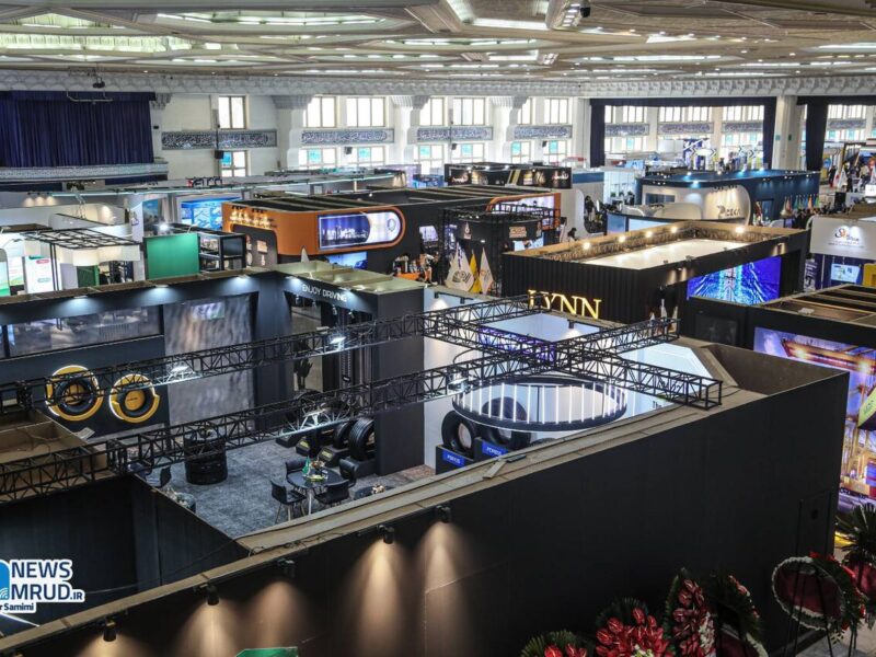 ببینید| روز دوم از نهمین نمایشگاه حمل و نقل لجستیک و صنایع
وابسته