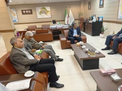 ببینید| نشست مشترک مدیرکل راه و شهرسازی با جمعی از
انبوهسازان خوزستان و بررسی راههای همکاری مشترک