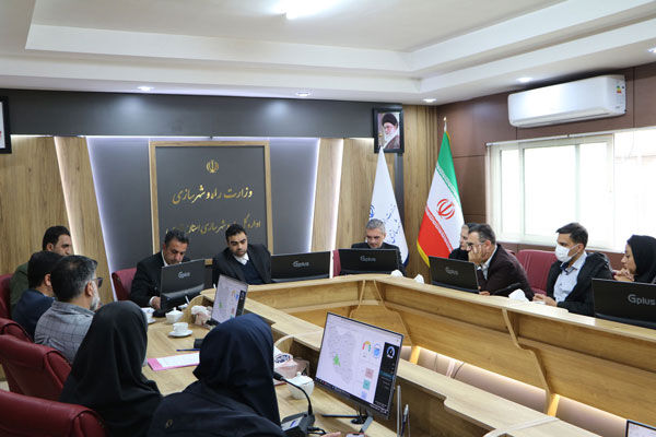 ببینید|بازدید عضو هیئت مدیره سازمان ملی زمین و مسکن از پروژه
های نهضت ملی مسکن شیراز