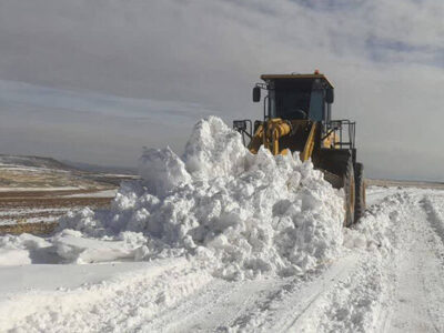 ببینید|برف‌‎روبی و پاکسازی راه‌های روستایی توابع شهرستان
دهگلان باتلاش راهداران شهرستان دهگلان کردستان