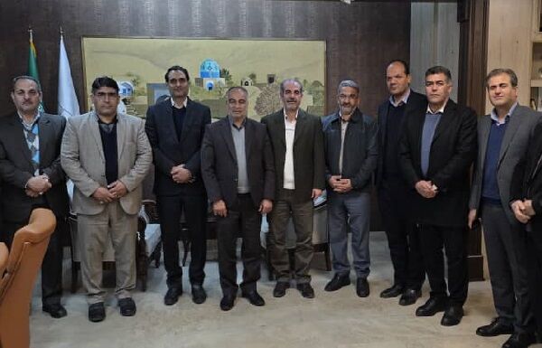 بررسی آخرین وضعیت پروژه‌های عمرانی و بازآفرینی شهرستان
لنجان