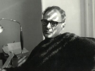 بررسی «مرگ فروشنده» آرتور میلر در رادیو نمایش