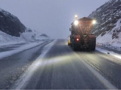 برفروبی ۲۷۸۰ کیلومتر باند در جادههای استان لرستان