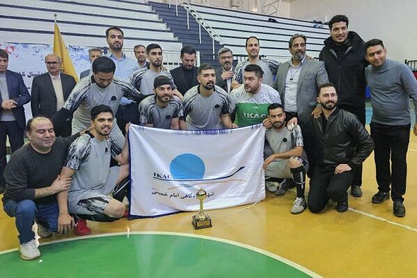 برگزاری مسابقات فوتسال کارکنان وزارت راه و شهرسازی با
قهرمانی شهر فرودگاهی امام خمینی (ره)