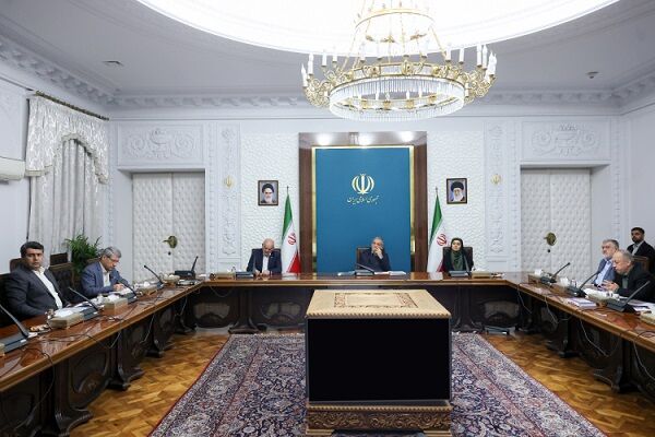 بهره‌گیری از ظرفیت نخبگان برای اجرای اصولی شبکه حمل‌ونقل
ریلی ضروری است