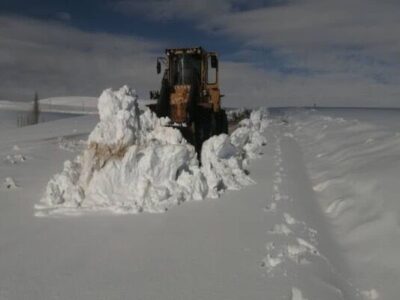 بیش از ۳۰۰۰ کیلومتر از محورهای مواصلاتی اصلی و روستایی
آذربایجان غربی برف روبی شد
