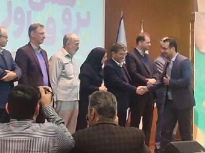 تجلیل از پژوهشگر برتر شرکت آزمایشگاه فنی و مکانیک خاک به
مناسبت هفته پژوهش و فناوری