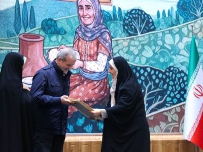 تجلیل رییس جمهور از فرزانه صادق/ وزارت راه و شهرسازی دومین
دستگاه برتر کشور در حوزه عدالت جنسیتی شد