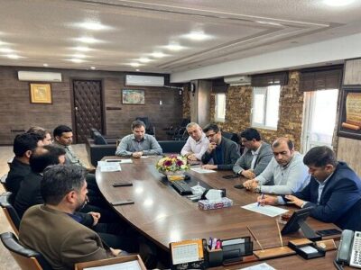 تسریع در اجرای ۲۵ کیلومتر از بزرگراه دیر–بوشهر در نشست مشترک
راه و شهرسازی و ریل‌گستر