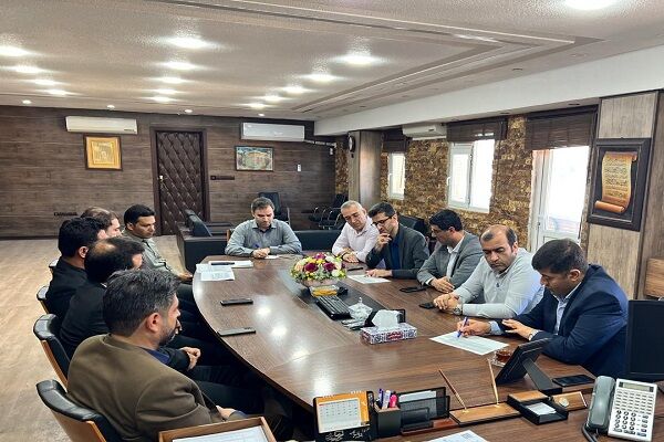 تسریع در اجرای ۲۵ کیلومتر از بزرگراه دیر–بوشهر در نشست مشترک
راه و شهرسازی و ریلگستر