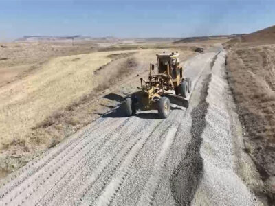 تسطیح و رگلاژ ۱۰۰ کیلومتر راه روستایی در دیواندره
کردستان