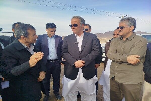 تلاش برای بهره برداری بیش از ۶۰ کیلومتر بزرگراه در محور
زاهدان _خاش