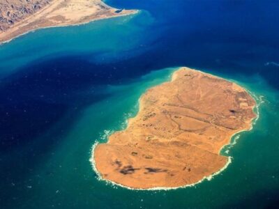 تلاش چین برای جدایی جزایر سهگانه از ایران / چین همدست امارات شد