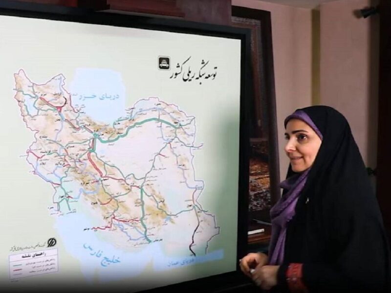 تمرکز وزارت راه و شهرسازی بر اتصال ریلی ایران با کشورهای
همسایه و فعالسازی مسیرهای جهانی حملونقل