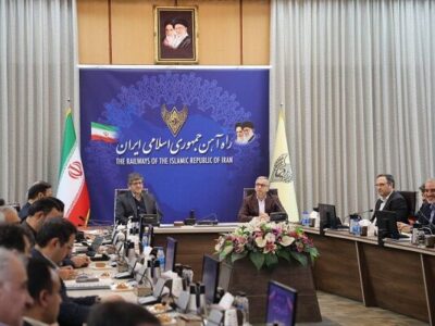 توسعه قطارهای حومه‌ای؛ راهکار کاهش ترافیک و مصرف
سوخت