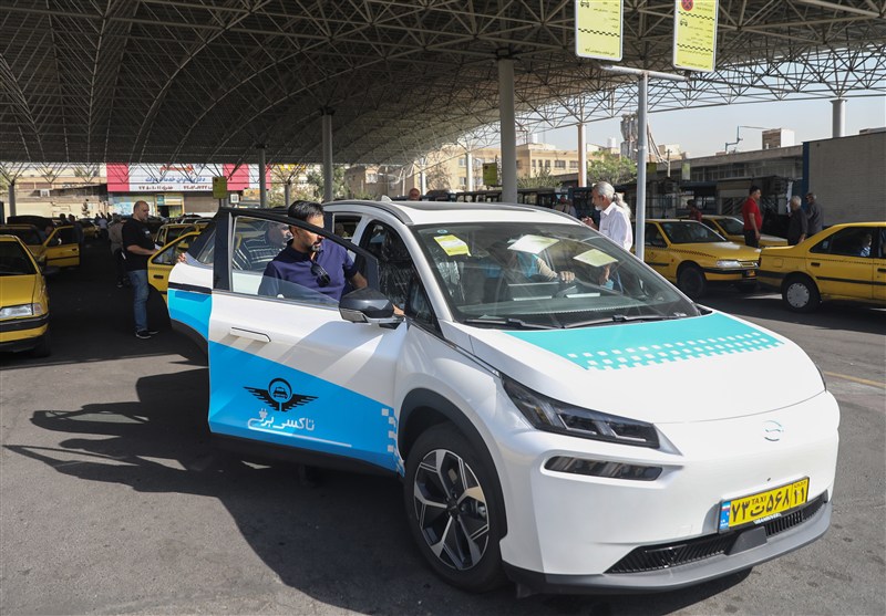 ثبت‌نام ۱۴۰۰ متقاضی تاکسی برقی در تهران/ پرداخت وام ۱.۵ میلیاردی به ۴۲۰ متقاضی تاکسی برقی