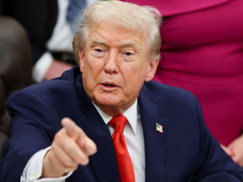 حمله ارتش آمریکا با ۸۰ کشته / ترامپ دستور مصادره داد