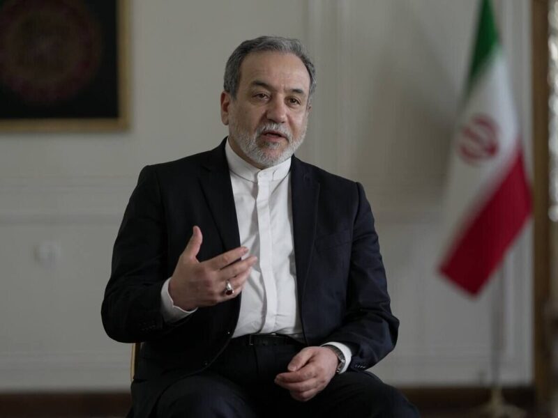 خبر مهم عراقچی: برای جنگ آماده‌ایم