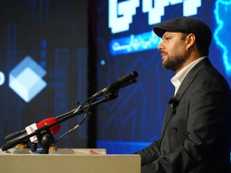 دستورالعمل بانک مرکزی با رویکرد سلبی صرافیها را با چالش روبهرو میکند/هشدار نسبت به بلوکهکردن ۴۰۰ میلیارد سرمایه اولیه صرافیها در موسسات اعتباری/ دستورالعمل کارگزاران رمزپول تا رفع ابهامات تعلیق شود