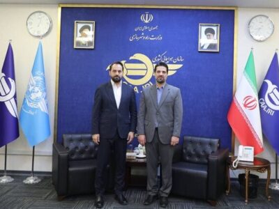 دیدار دو فرزند شهید شاخص هوانوردی/رشد صنعت هوایی با استفاده
از توان متخصصان داخلی میسر می شود