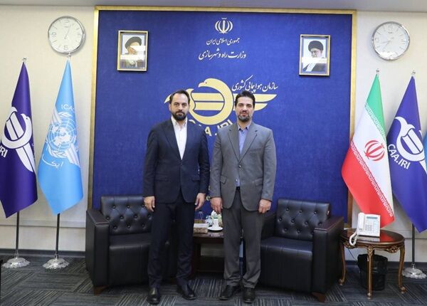 دیدار دو فرزند شهید شاخص هوانوردی/رشد صنعت هوایی با استفاده
از توان متخصصان داخلی میسر می شود