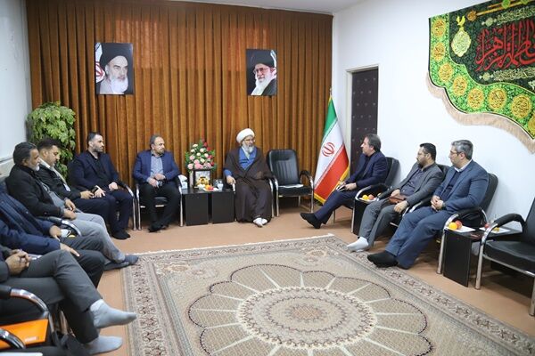 دیدار مدیرکل راه و شهرسازی استان البرز با امام جمعه ماهدشت
با محوریت پیگیری مسائل شهری و مسکن